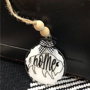 Buffalo Home Ornament with Bow